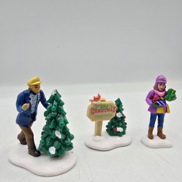 Cobblestone Corners Christmas Village People Figurines Shopping Christmas Tree - Picture 3 of 6